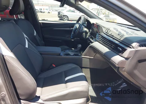 2025 Toyota Camry Se z USA, uszkodzony, nr VIN 4T1DAACK1SU501729